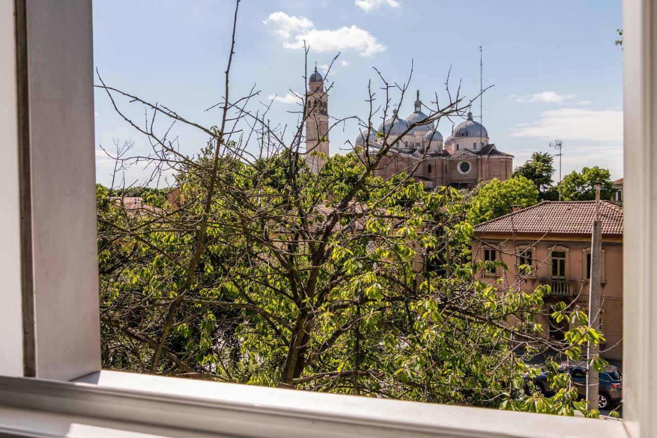 Appartement Grey Pearl @Prato Della Valle à Padoue Extérieur photo